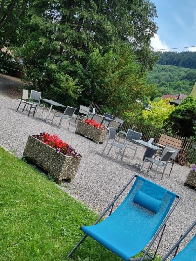 Logis Hotel Restaurant De La Poste Et Spa De Montagne Le Bonhomme Exteriér fotografie